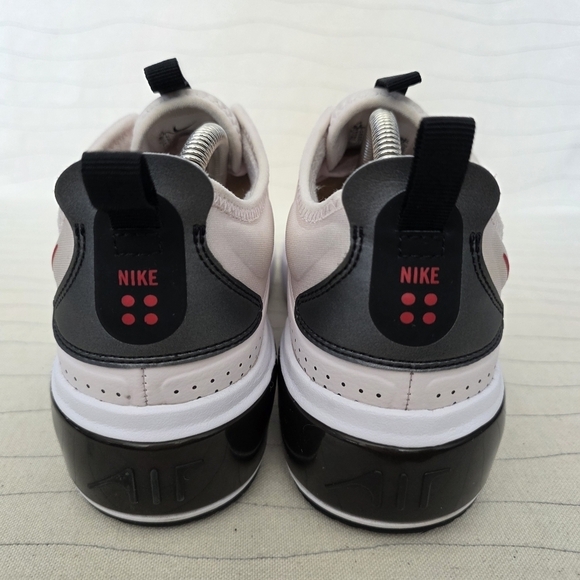 Nike Womens Air Max Dia Soft Pink Athletic Running Shoes AQ4312-603 Size 9.5 - Picture 7 of 15